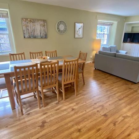Charming 3/4 Bedroom Semi-Detached Cottage. Carberry エクステリア 写真