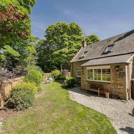 Charming 3/4 Bedroom Semi-Detached Cottage. Carberry エクステリア 写真